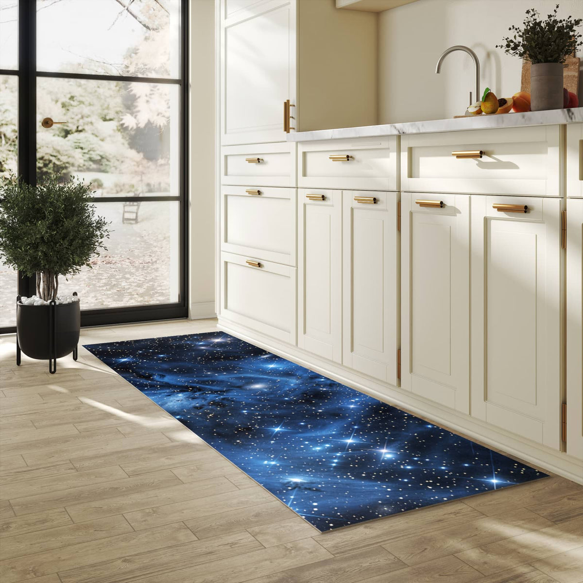 Rutschfester Küchenteppich mit Motiv Sanfte Sternenhinmel in heller Küche für sicheren Stand
