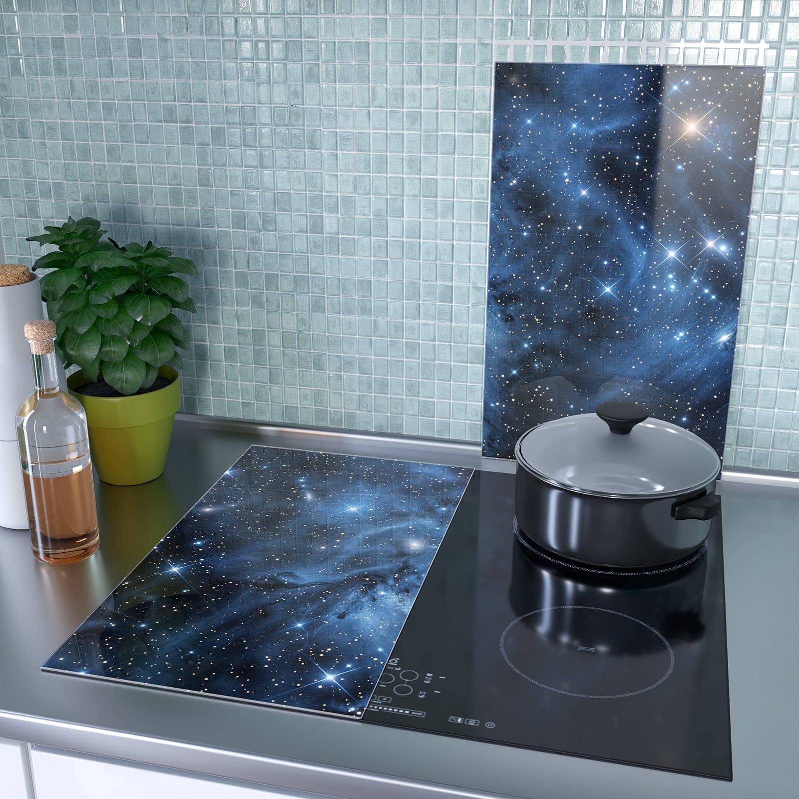2-teilige Herdabdeckplatte mit Sanfte Sternenhinmel-Motiv als Spritzschutz hinter dem Kochfeld