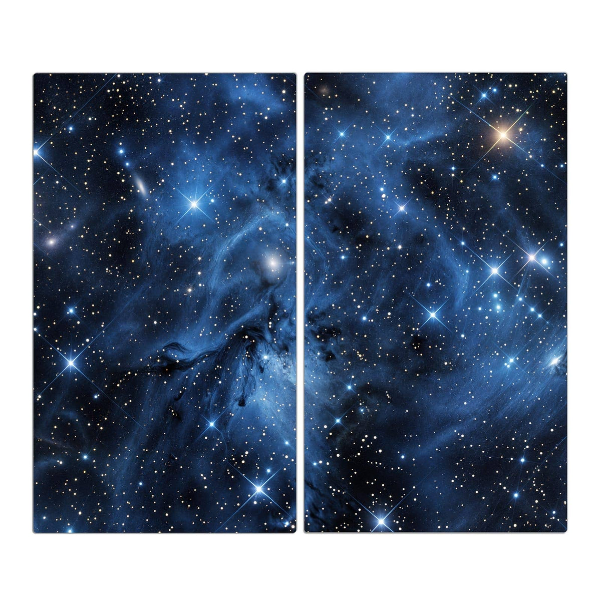 Dichtes Sternenfeld mit blauem Nebelschleier, mehrere Sterne mit Strahlenkreuz