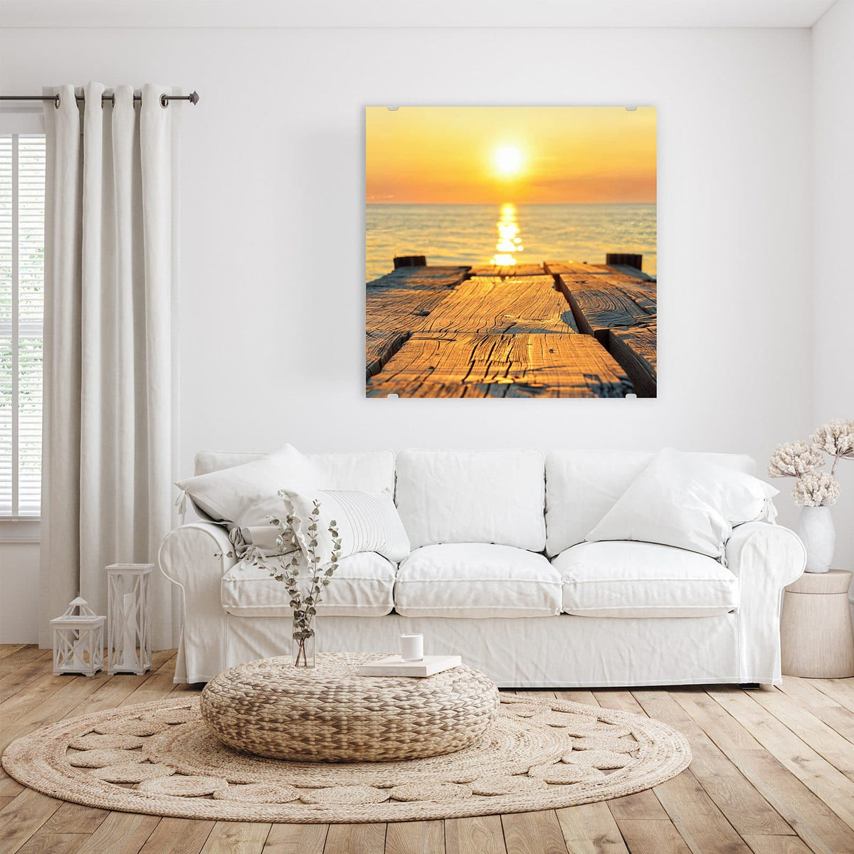 Glasbild Holzsteg am Meer an der Wand – Verwitterte Holzplanken eines Stegs, dahinter Sonnenuntergang über dem Meer