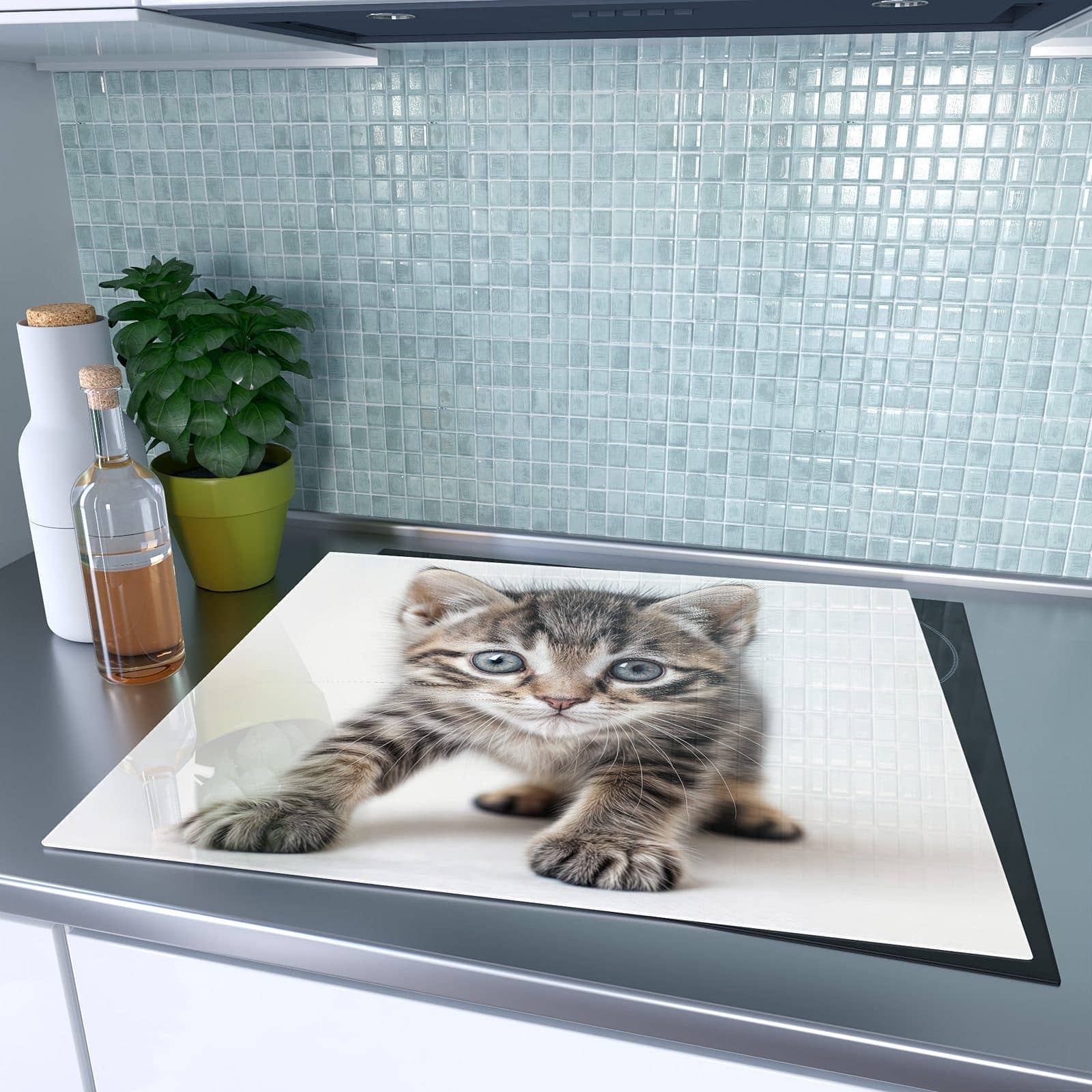 1-teilige Herdabdeckplatte für Induktion mit Sanfte Katzenjunges-Motiv auf dem Ceranfeld