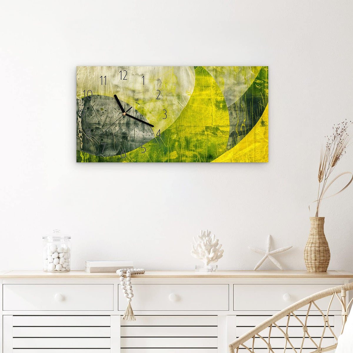 Wanduhr Abstraktkunst aus Glas – Querformat 60 × 30 cm – Organische Formen in Gelb und Grün