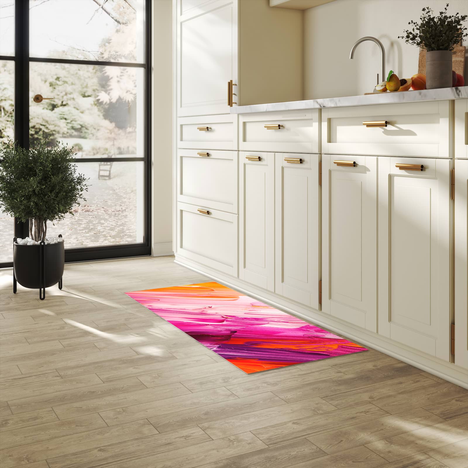 Rutschfester Küchenteppich mit Motiv Pinselstriche in heller Küche für sicheren Stand