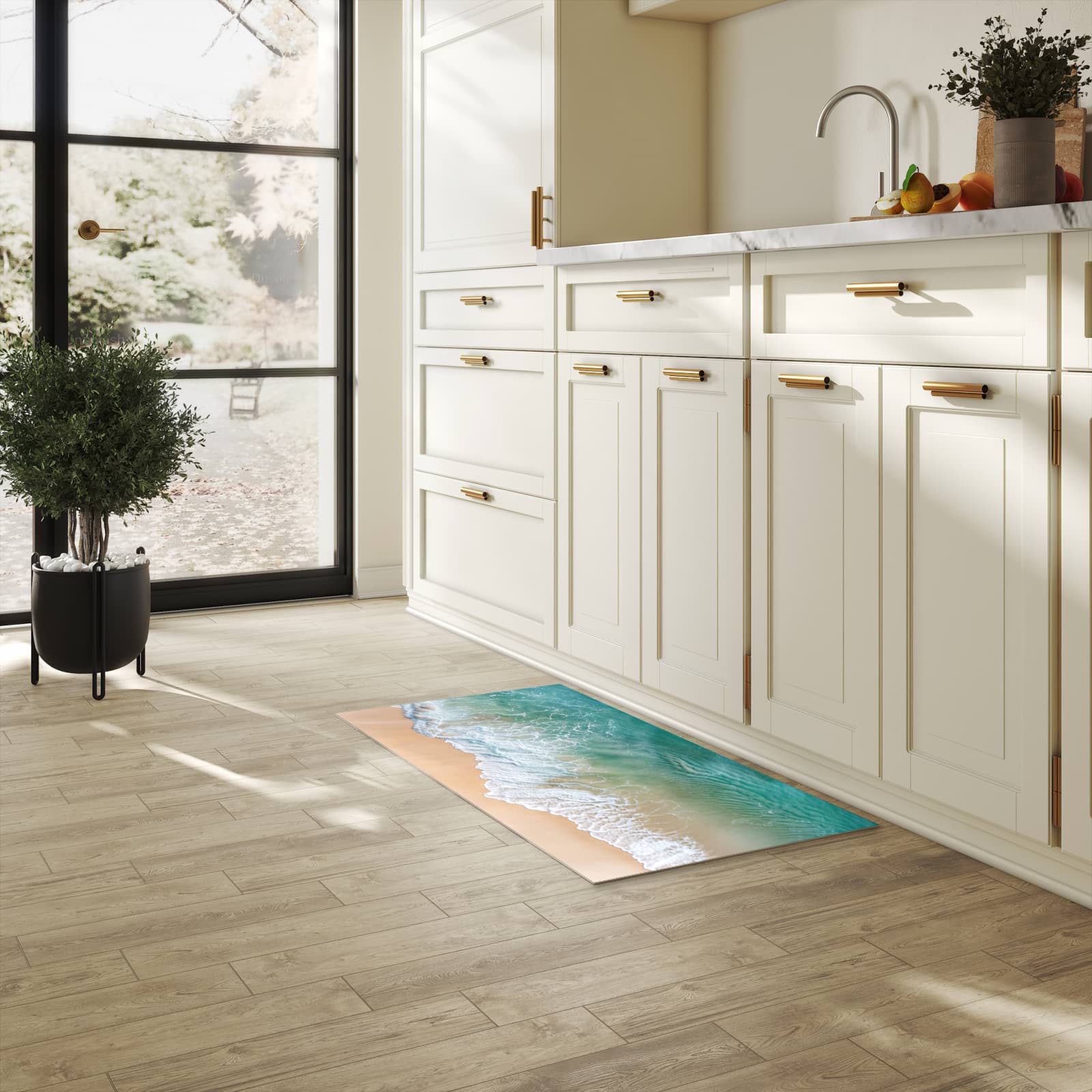 Geruchsneutraler Küchenläufer mit Motiv Stille Meereswellen in heller Küche