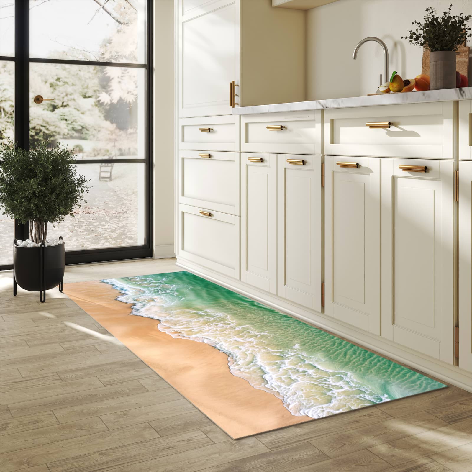 Schmutzabweisender Küchenläufer mit Motiv Warme Meereswellen in heller Küche