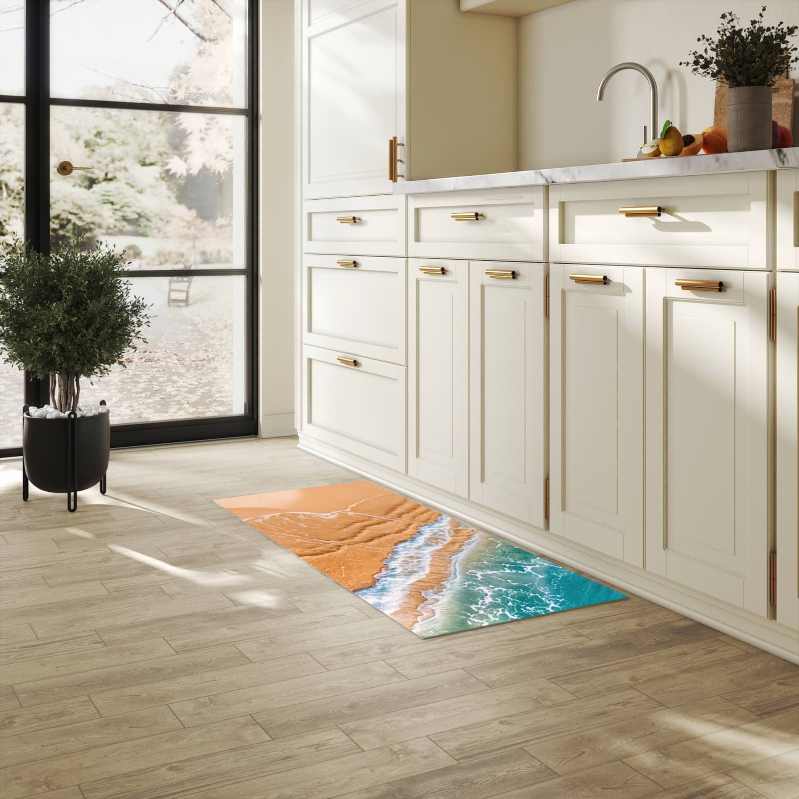 Strapazierfähiger Küchenteppich mit Motiv am und Wellen in heller Küche