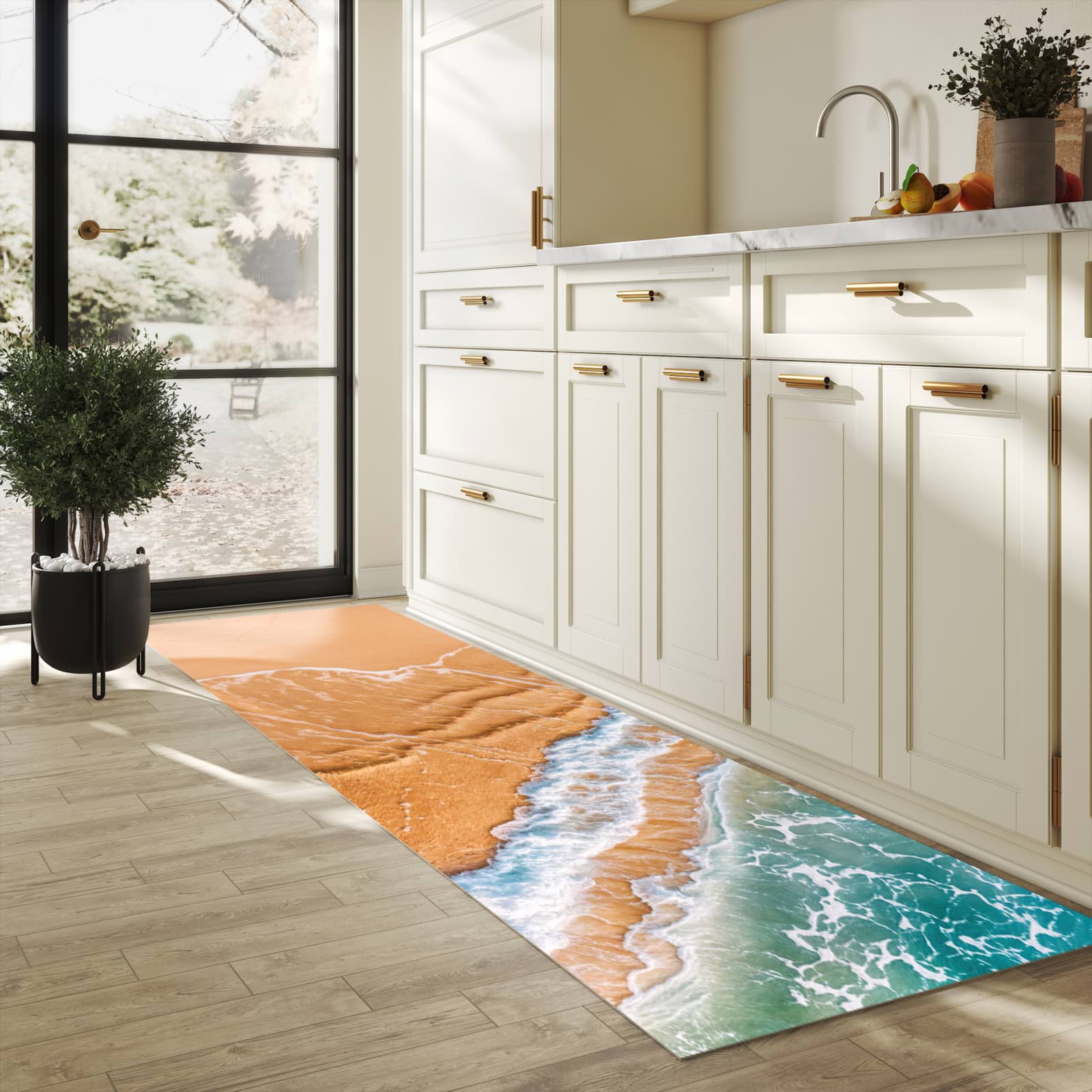 Formstabiler waschbarer Küchenteppich mit Motiv am und Wellen in heller Küche