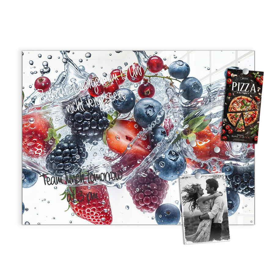 Maße Magnettafel - Beeren im Spritzwasser