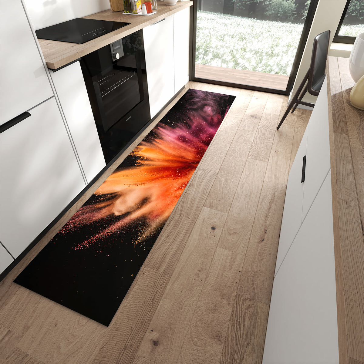 Küchenteppich Farbpulver auf Schwarz 60 × 270 cm vor der Küchenzeile auf hellem Holzboden