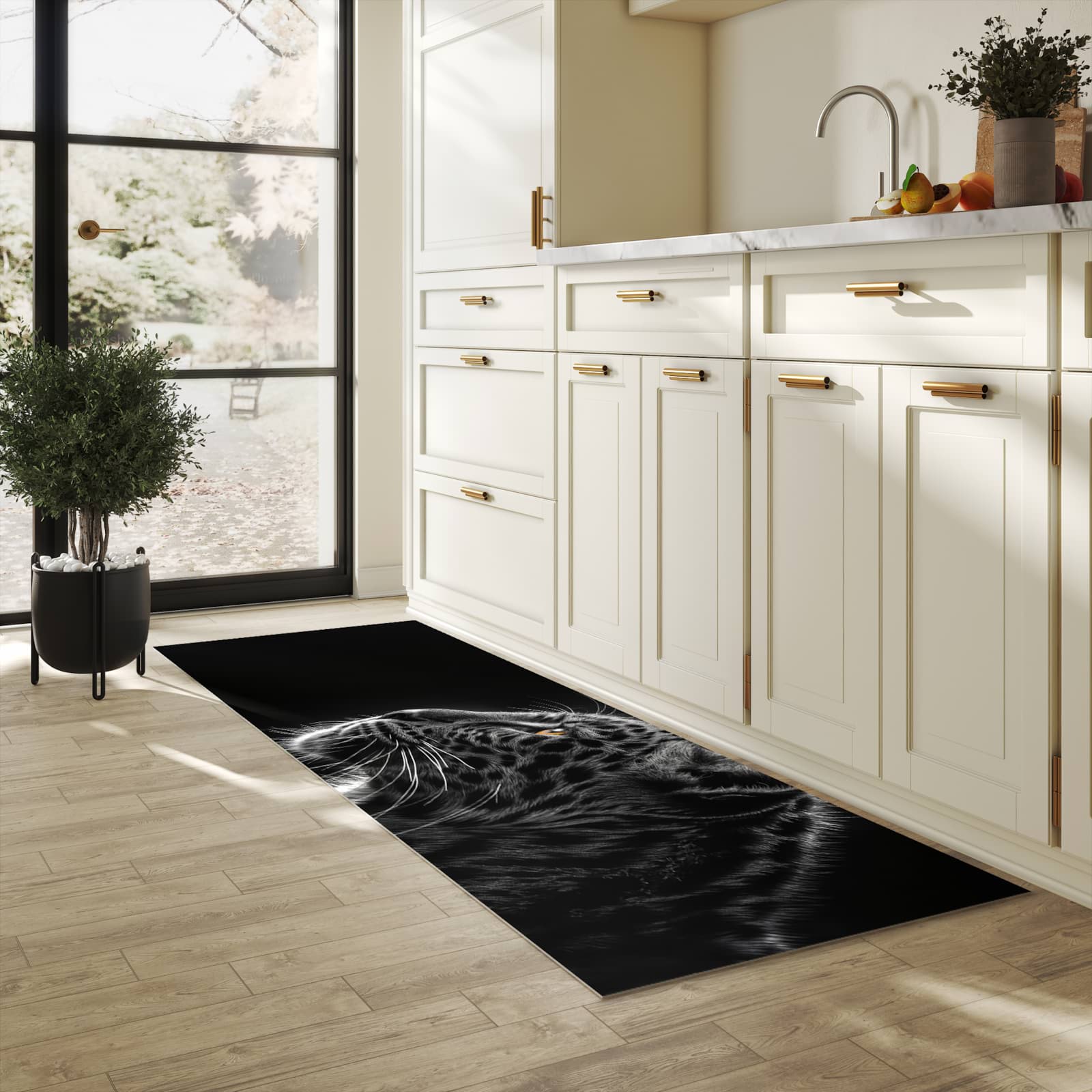 Hygienischer Küchenteppich mit Motiv Leopard Silhouette in heller Küche