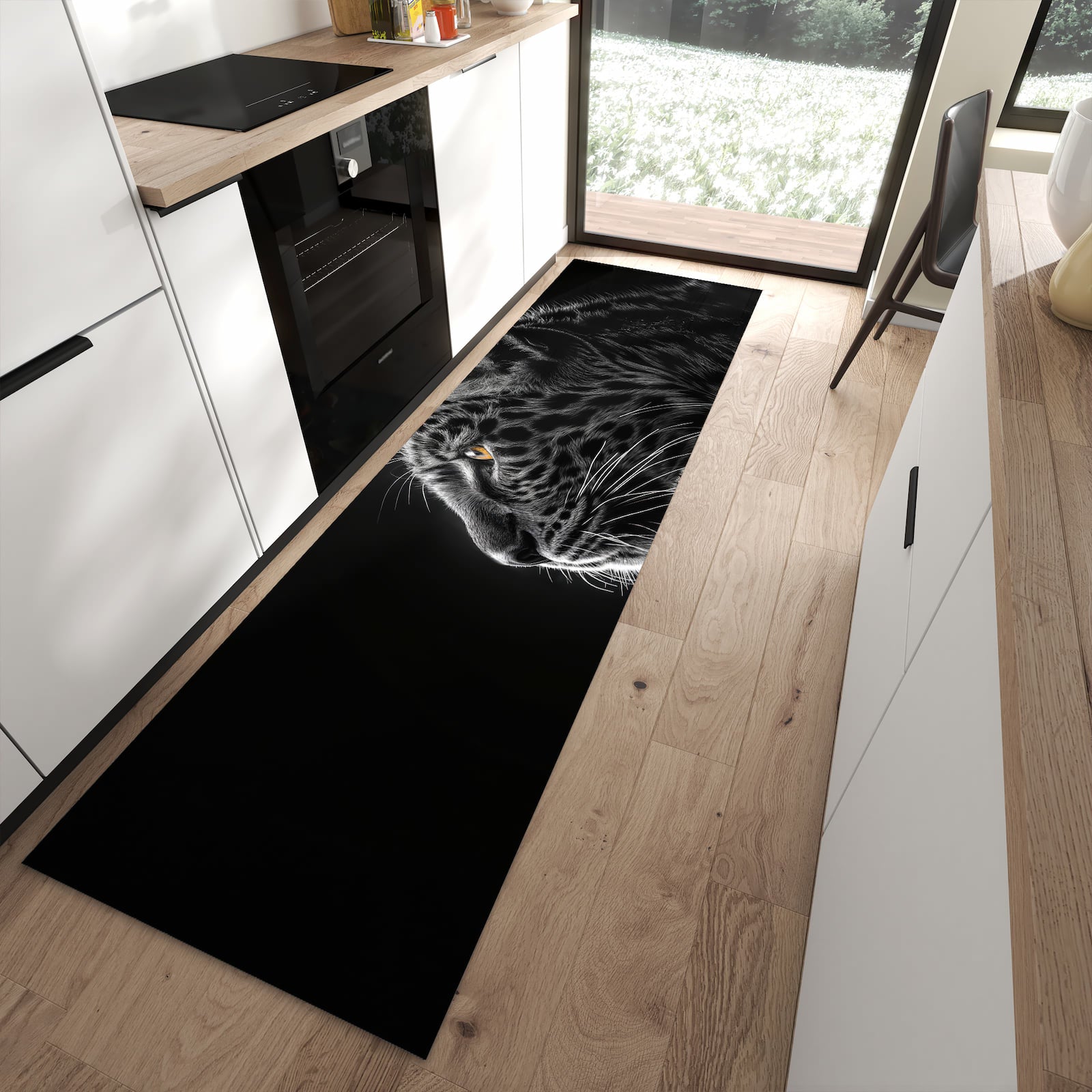 Abriebfester Küchenteppich mit Motiv Leopard Silhouette in moderner Küche