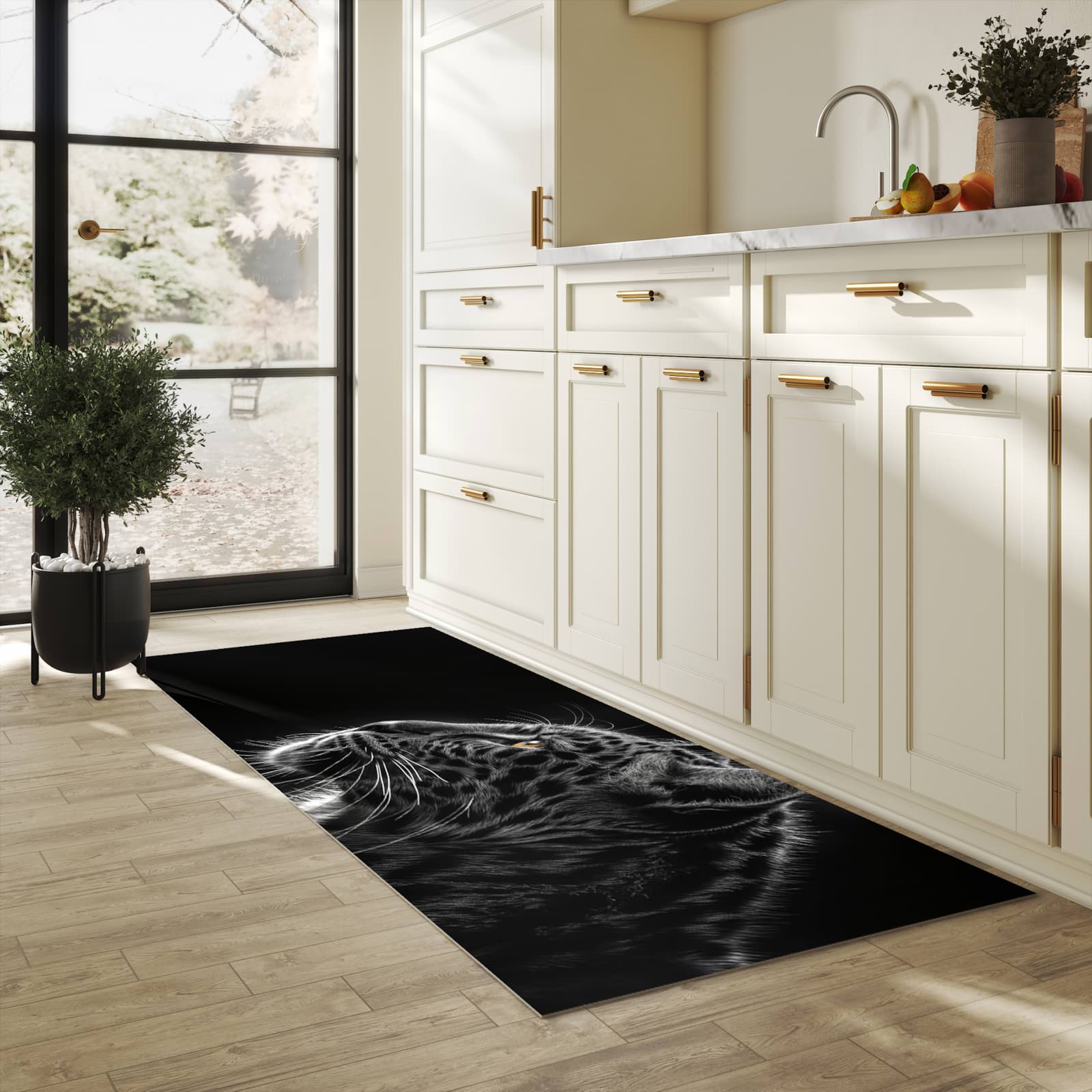Rutschfester Küchenteppich mit Motiv Leopard Silhouette in heller Küche