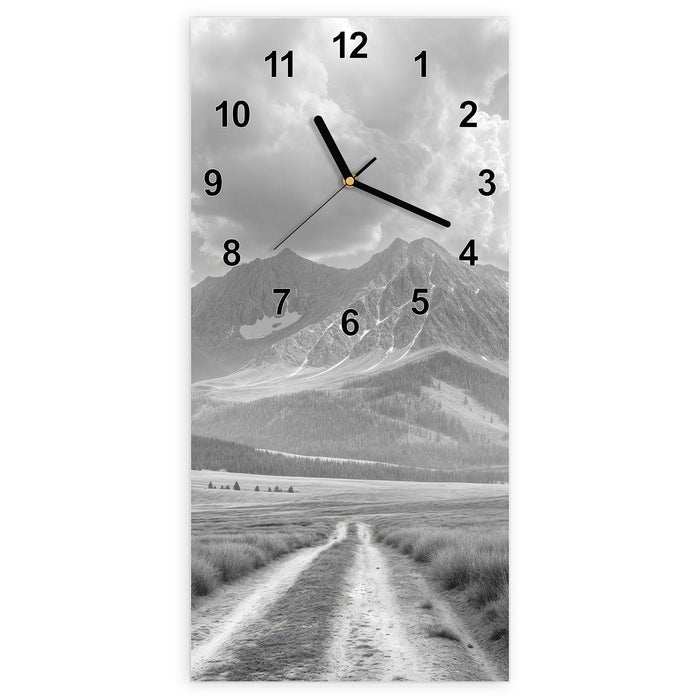 Wanduhr Berglandschaft Weg aus Glas – Hochformat 30 × 60 cm mit Ziffernblatt Modern