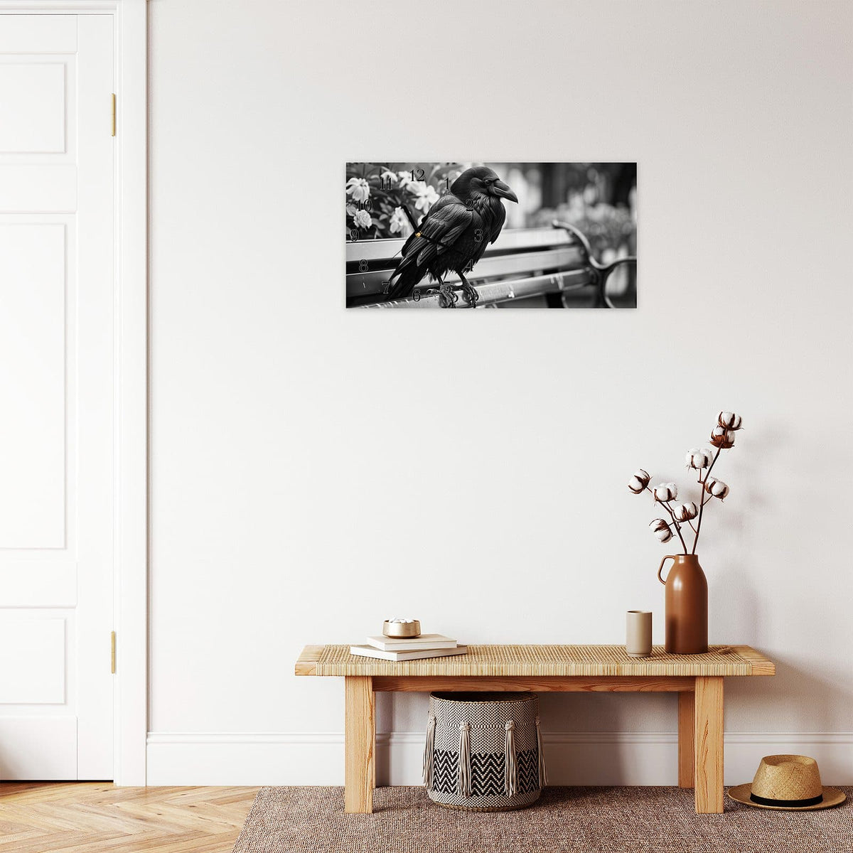 Moderne Wanduhr aus Glas mit Farbtiefe – Wanduhr Rabe auf Bank aus Glas – Querformat 60 × 30 cm