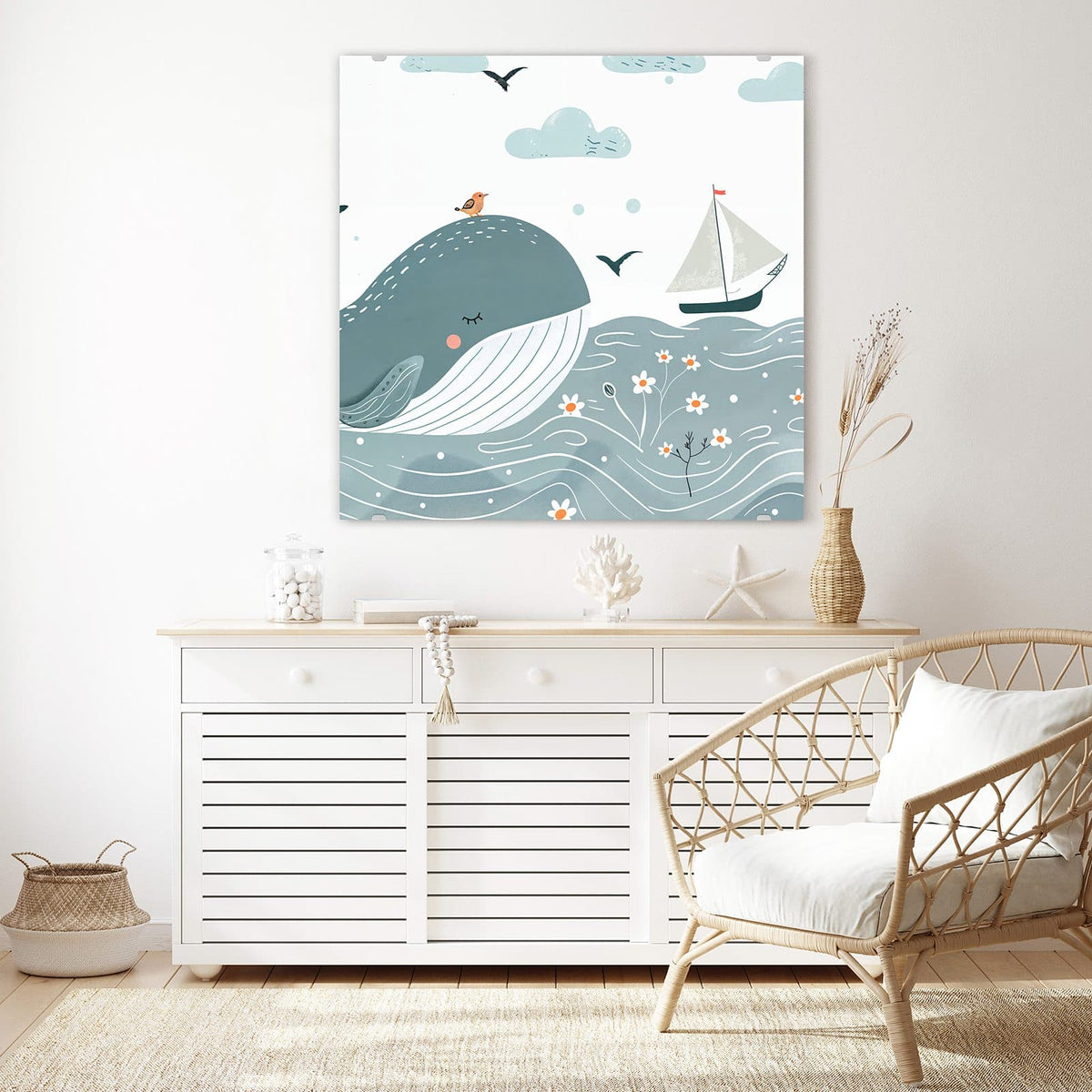 Glasbild Schlafender Wal an der Wand – Illustrierter Wal mit geschlossenem Auge (Wimpern) und rosa Wange im Wellenmeer, Vogel auf dem Rücken, Segelboot und Möwen