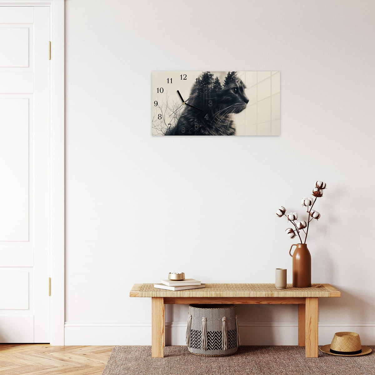 Moderne Wanduhr aus Glas mit Farbtiefe – Wanduhr Waldkatze aus Glas – Querformat 60 × 30 cm