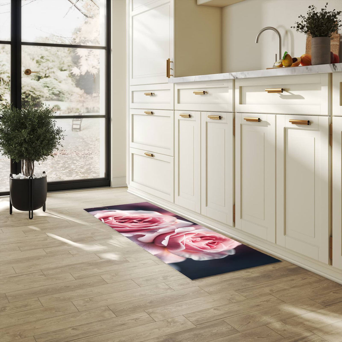 Rutschfester Läufer mit Motiv Rosenblüten Duo für Eingangsbereich in heller Küche