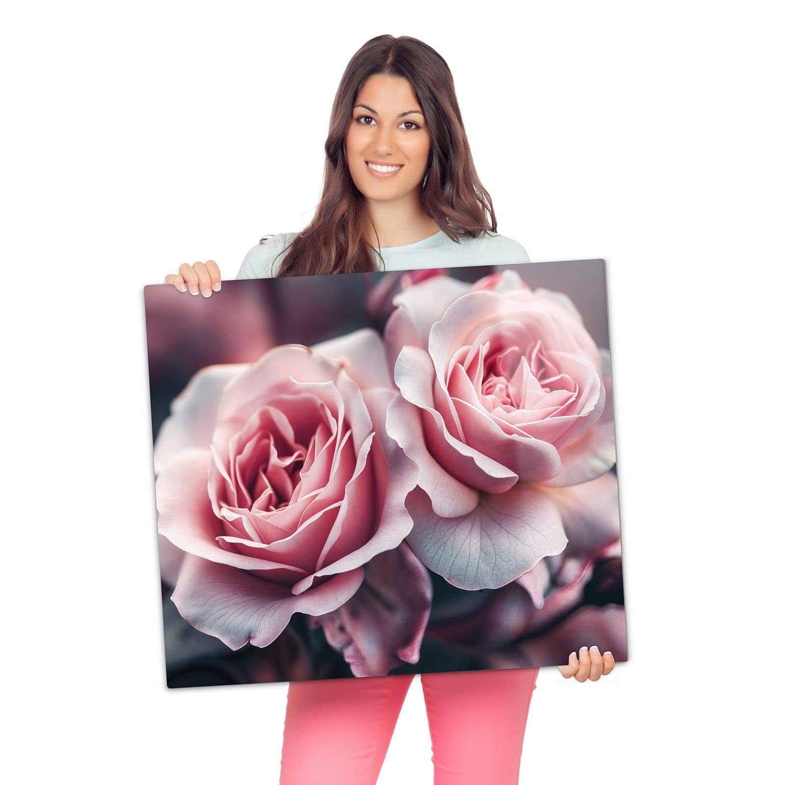 Herdabdeckplatten aus Glas mit Rosenblüten Duo-Motiv wird zur Größendarstellung gehalten