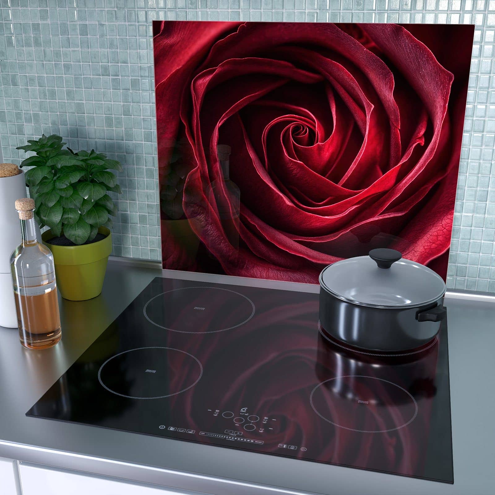 1-teilige Herdabdeckung aus Glas mit Rose Makroaufnahme-Motiv als Spritzschutz hinter dem Kochfeld