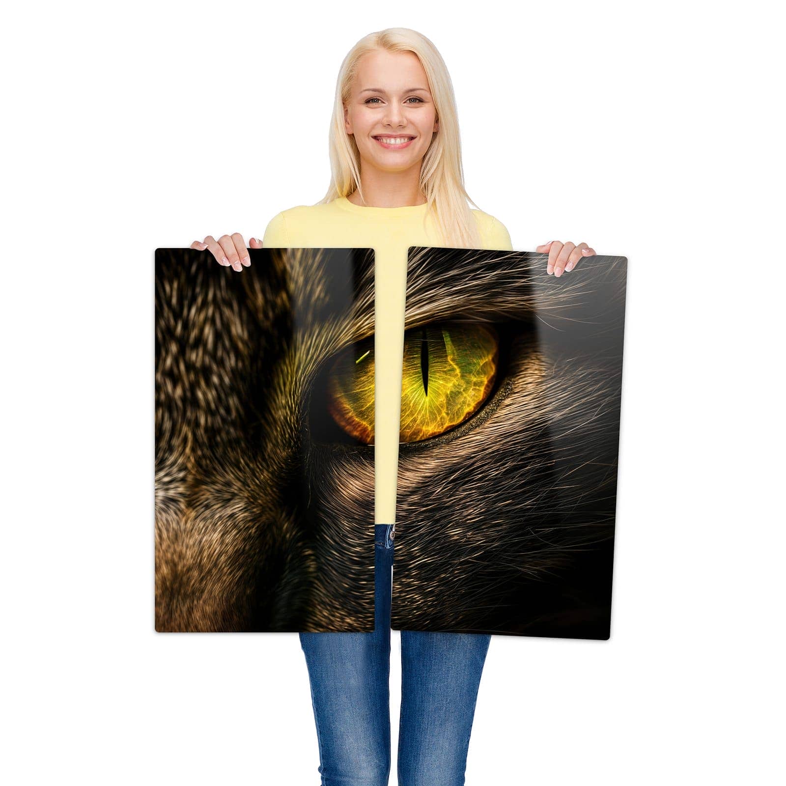 2-teilige Herdabdeckplatten für Ceranfeld mit Katzenaugen Nahaufnahme-Motiv wird zur Größendarstellung gehalten