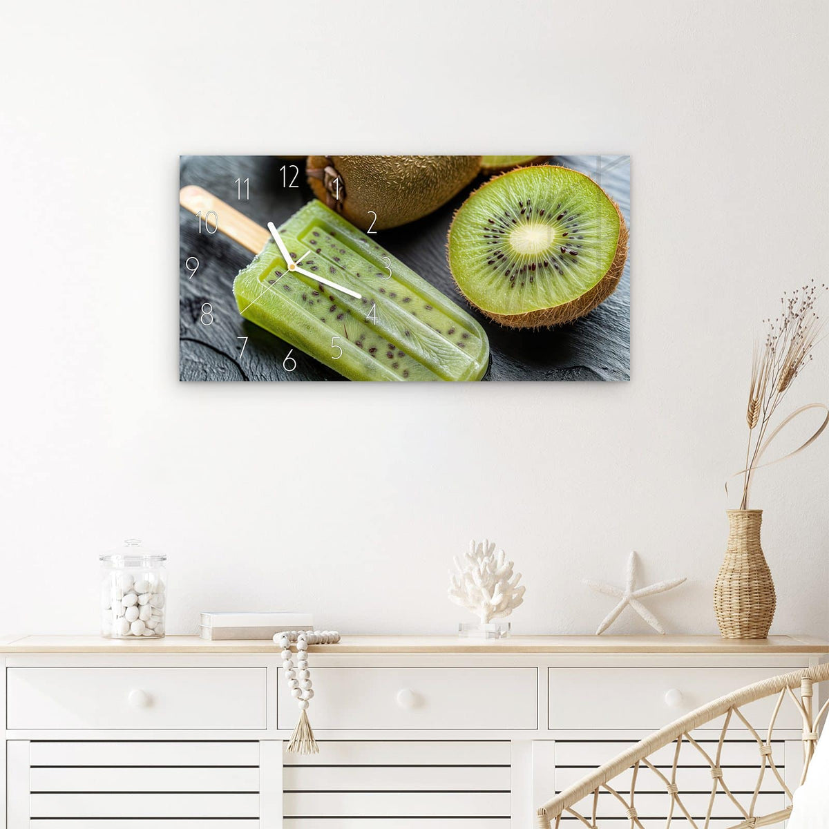 Wanduhr Kiwi Eis am Stiel aus Glas – Querformat 60 × 30 cm – Grünes Kiwieis mit Kiwischeiben