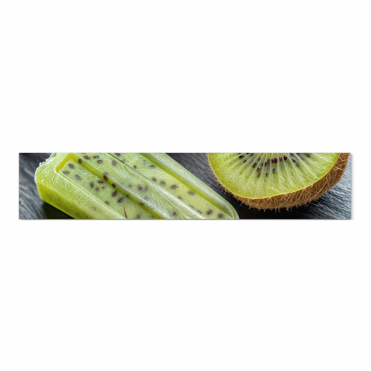 Rutschfester Läufer mit Motiv Kiwi Eis am Stiel in Frontansicht für sicheren Stand