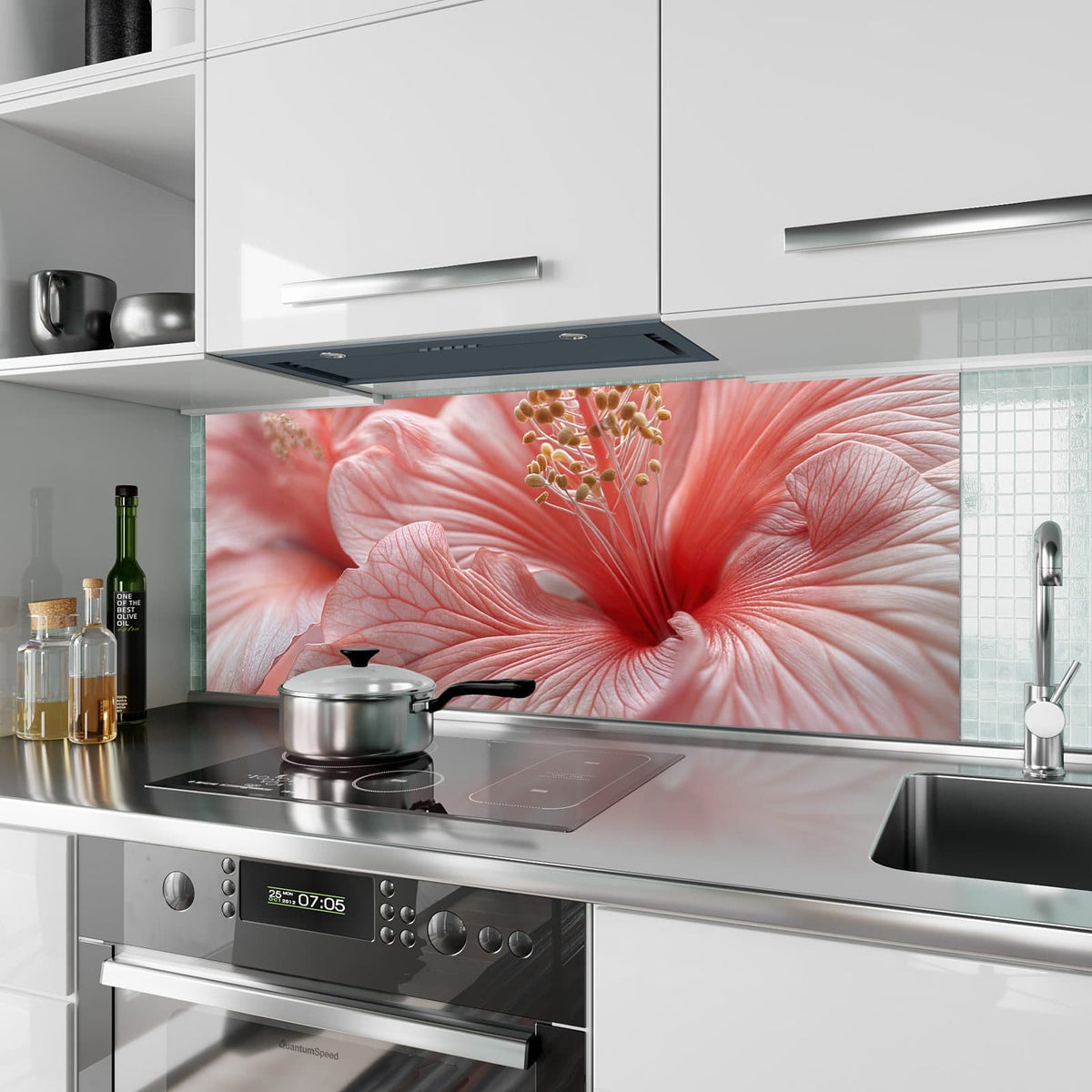 Küchenrückwand aus Glas Rosa Hibiskusblüte im Hochformat als Spritzschutz hinter dem Kochfeld, über dem Fliesenspiegel montiert