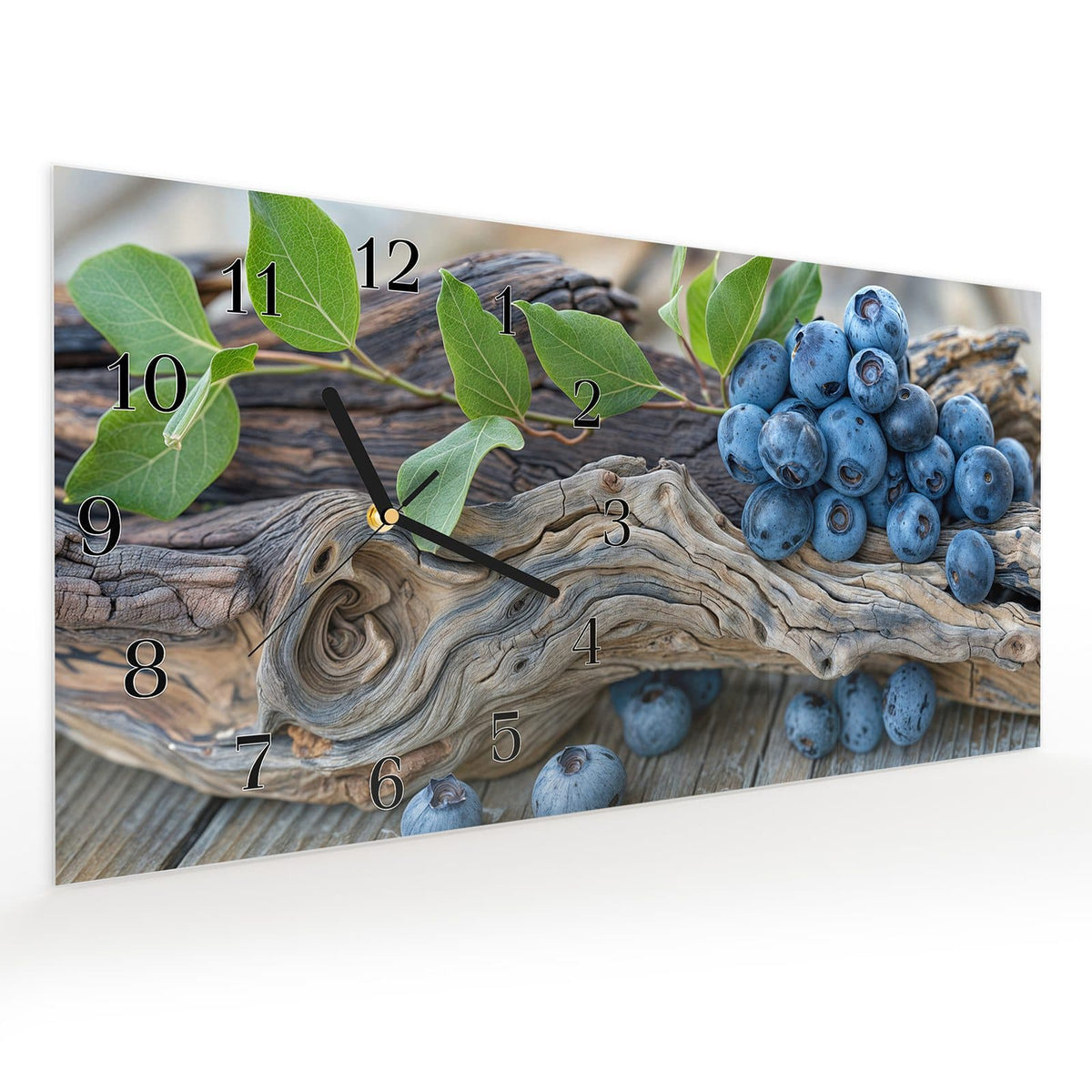 Vormontiert – mit Schwebeeffekt – Wanduhr auf und Blaubeeren aus Glas – Querformat 60 × 30 cm