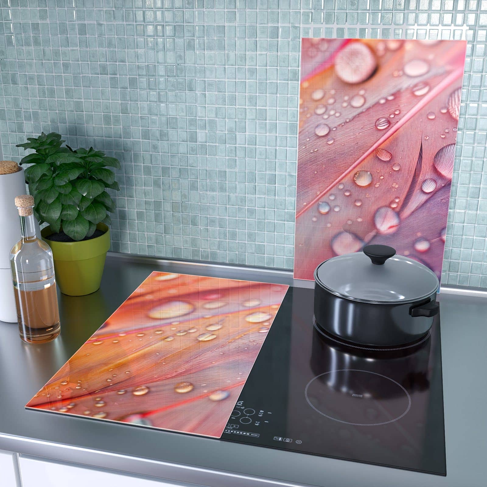 2-teilige Glasplatte für Herd mit Wassertropfen auf Federn-Motiv als Spritzschutz hinter dem Kochfeld