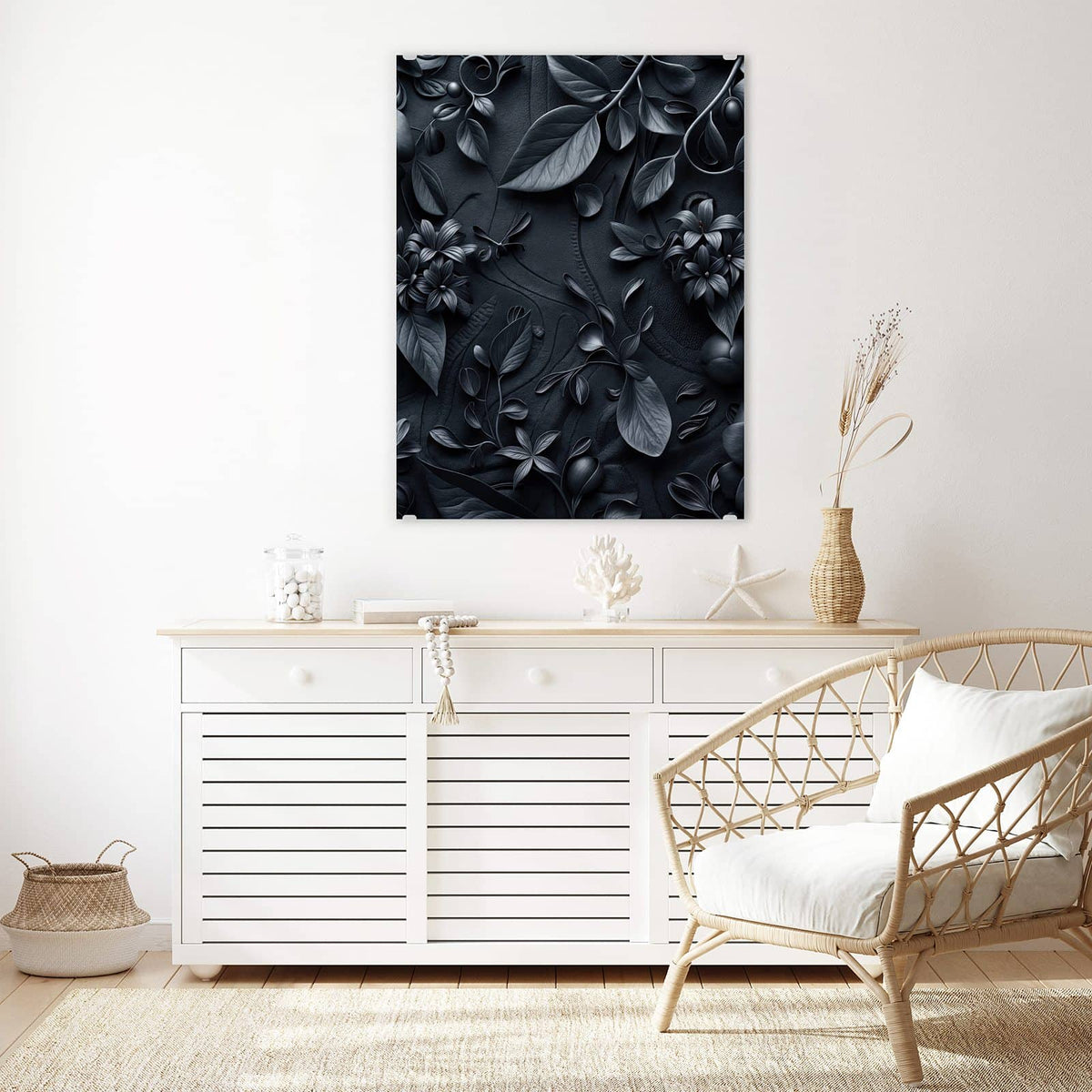 Aufhängung liegt bei – Motiv später wechselbar – Wandbild - Blütenrelief in Schwarz - Hochformat