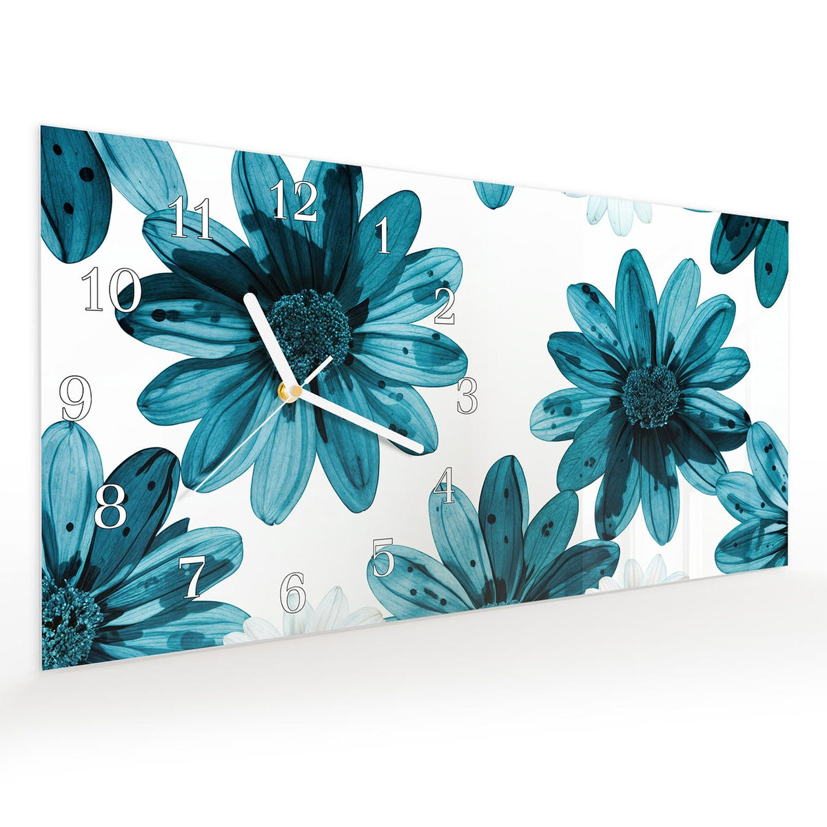 Vormontiert – mit Schwebeeffekt – Wanduhr Blaues Blumenmuster aus Glas – Querformat 60 × 30 cm