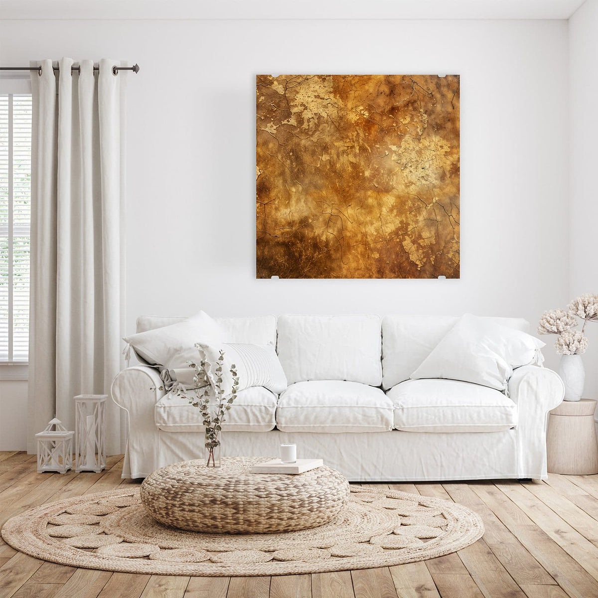 Glasbild Risse in Ockerbraun an der Wand – Warm ockerbraune, wolkig fleckige Fläche mit feinen dunklen Rissadern