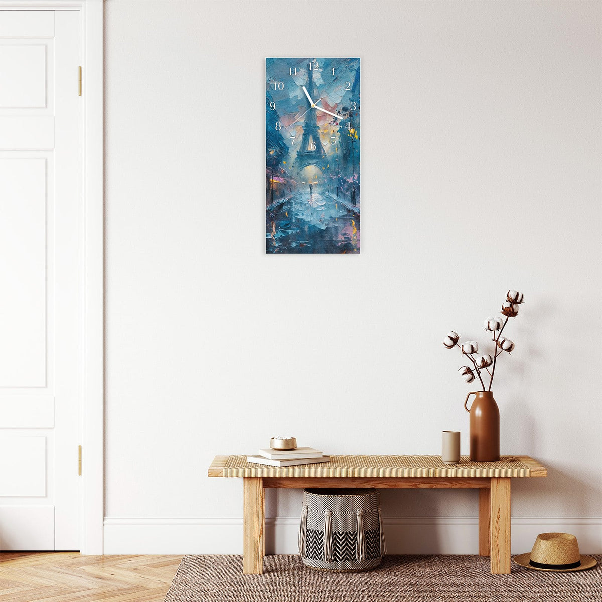Moderne Wanduhr aus Glas mit Farbtiefe – Wanduhr Pariser Nacht aus Glas – Hochformat 30 × 60 cm
