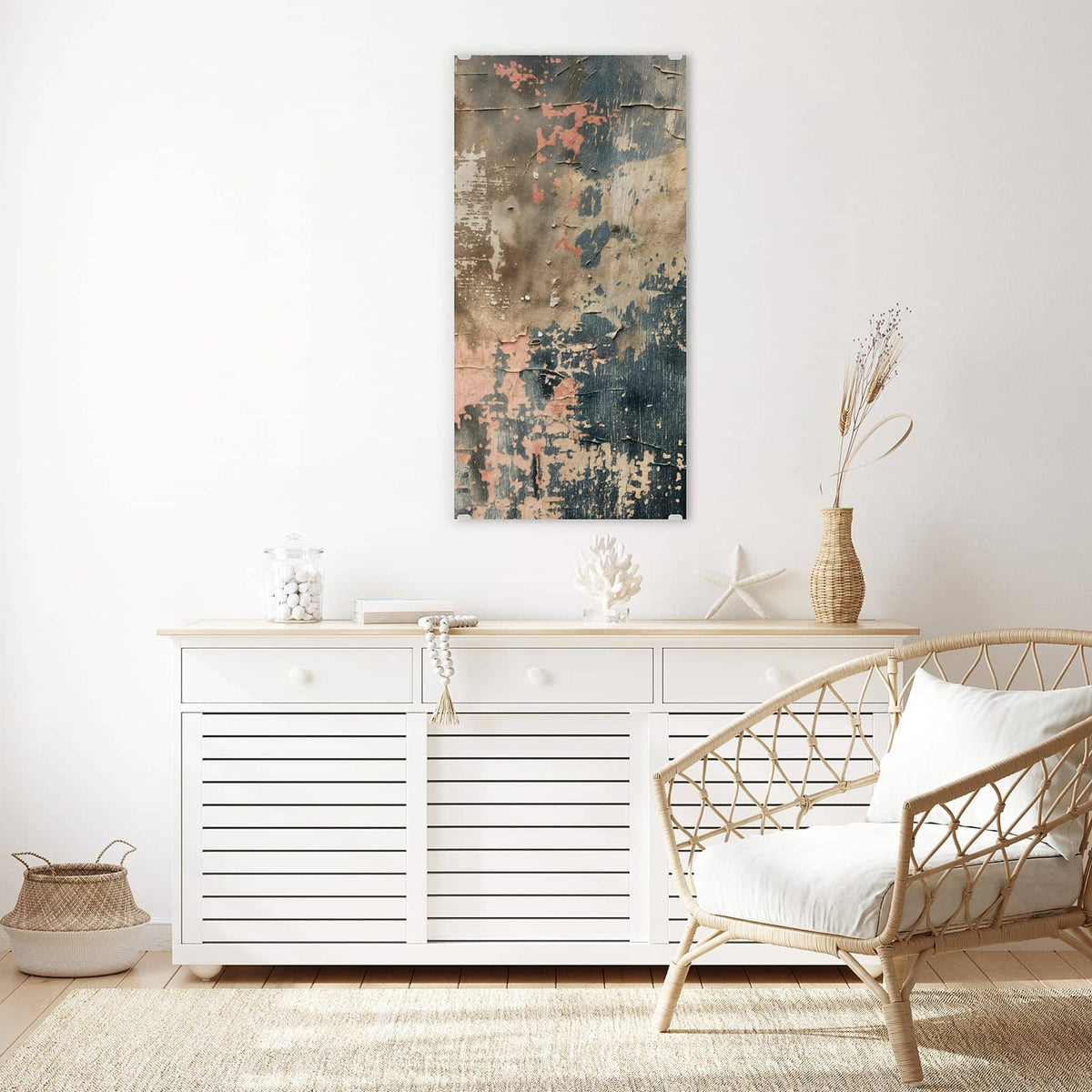 Glasbild Rissige Farbschichten an der Wand – abblätternde Farbschichten in Rot, Blaugrau und Beige auf rissigem Putz