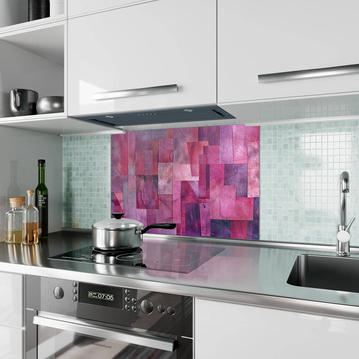 Küchenrückwand aus Glas Magenta Collage im Hochformat als Spritzschutz hinter dem Kochfeld, über dem Fliesenspiegel montiert