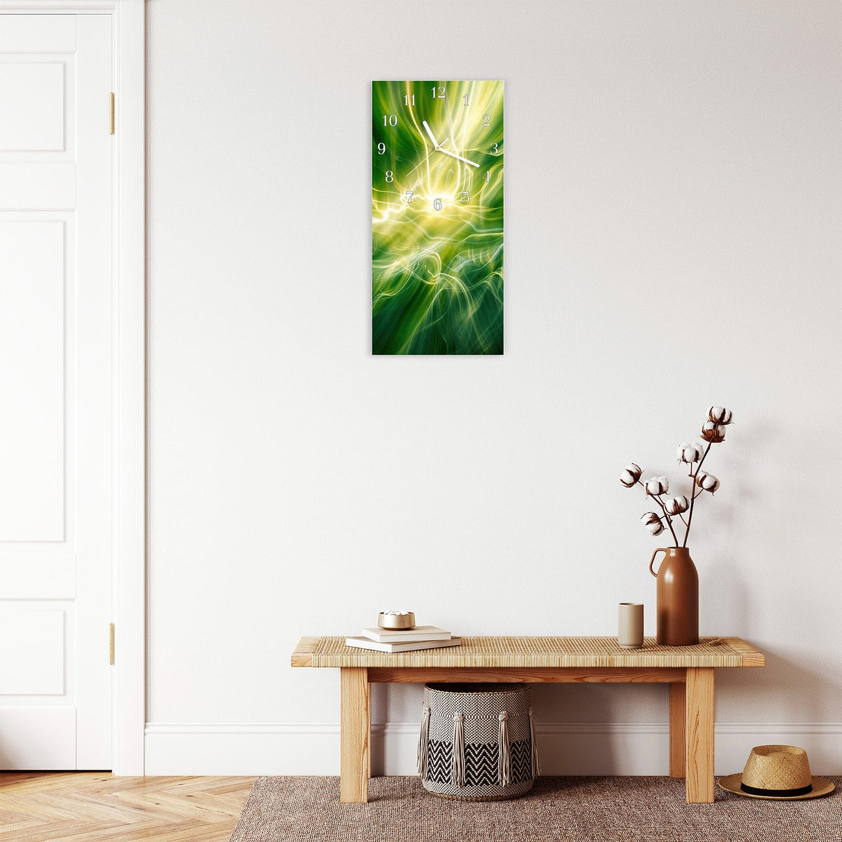 Moderne Wanduhr aus Glas mit Farbtiefe – Wanduhr Leuchtendes Glühen aus Glas – Hochformat 30 × 60 cm