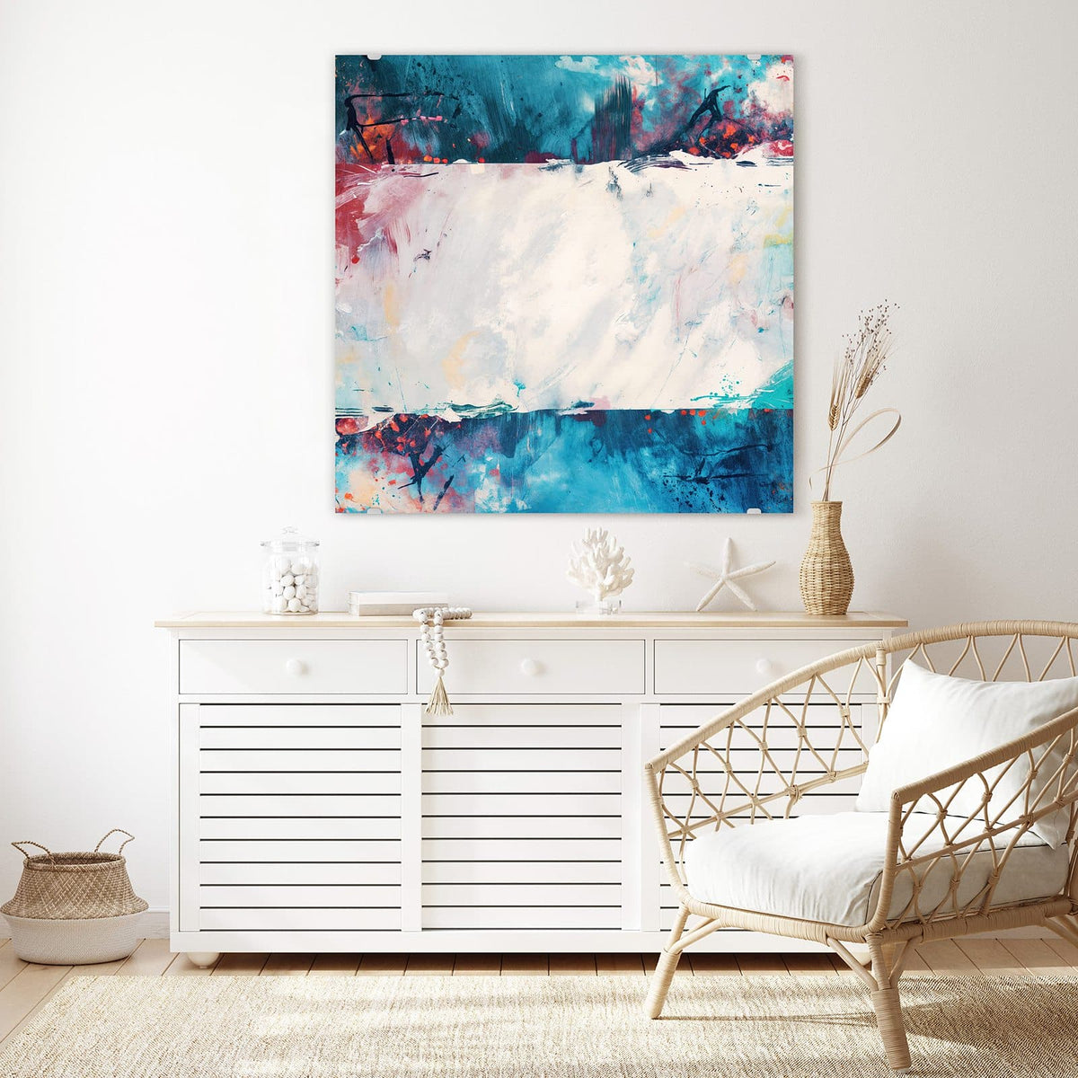 Glasbild Weißes Band in Blau an der Wand – Breites weißes Band quer durchs Bild, oben und unten petrolblaue Flächen mit roten Spritzern