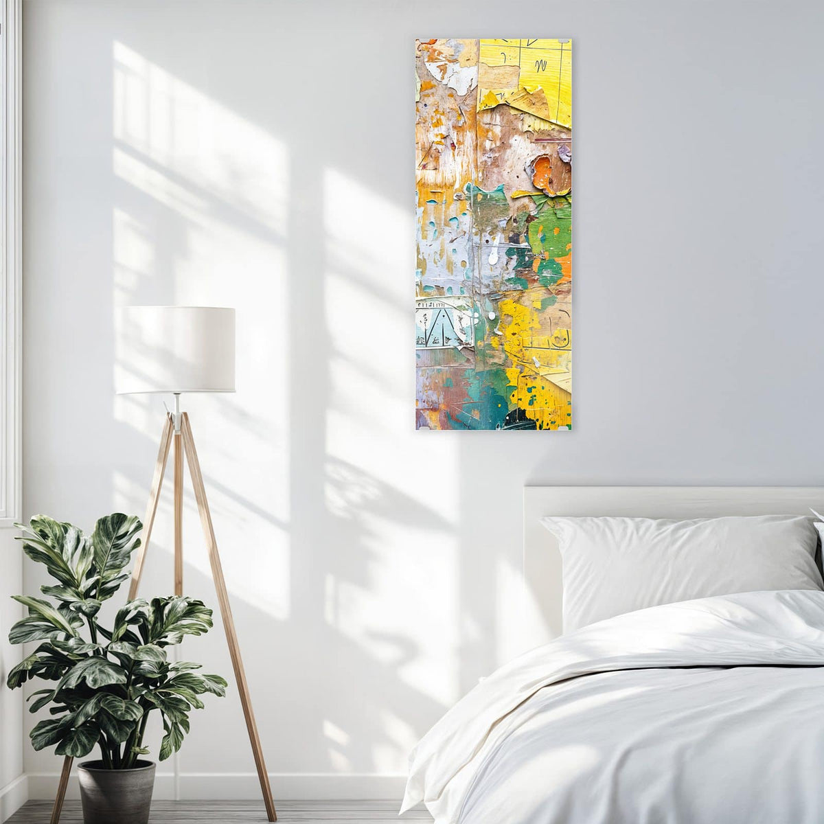Glasbild Abgerissene Plakate an der Wand – Wand aus abgerissenen Plakatschichten, Papierfetzen in Gelb, Grün und Orange