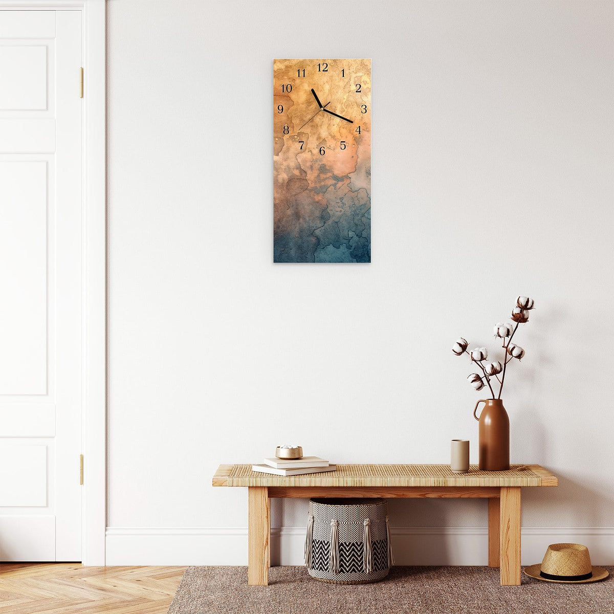 Moderne Wanduhr aus Glas mit Farbtiefe – Wanduhr Aquarellkunst aus Glas – Hochformat 30 × 60 cm