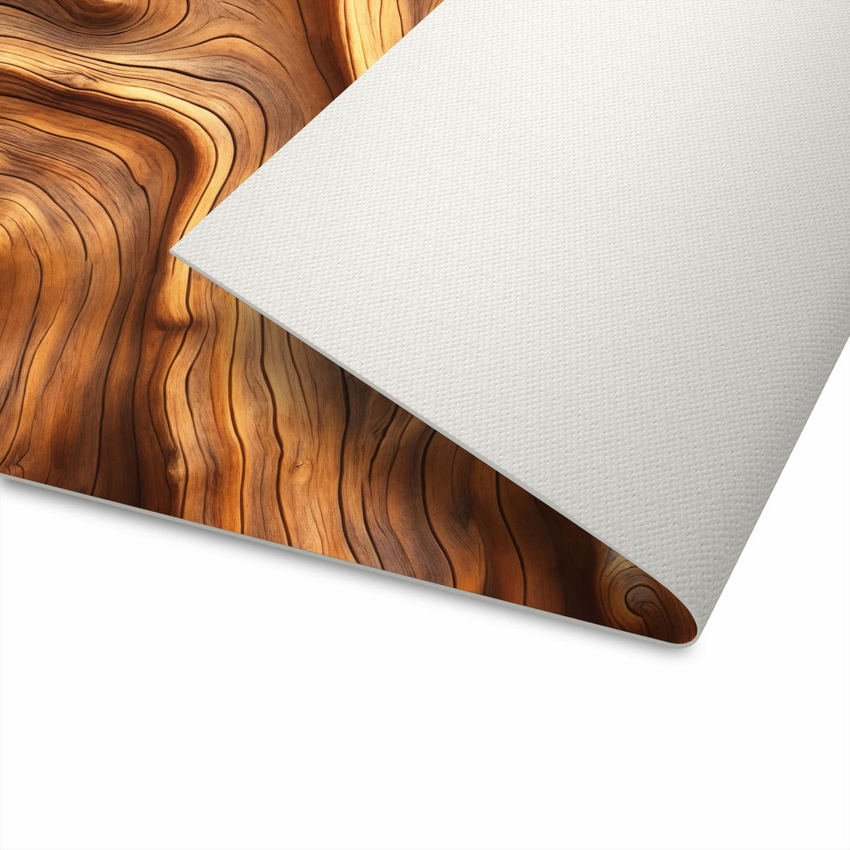 Pflegeleichter Teppich in Küche mit Motiv Holzstruktur für einfache Reinigung