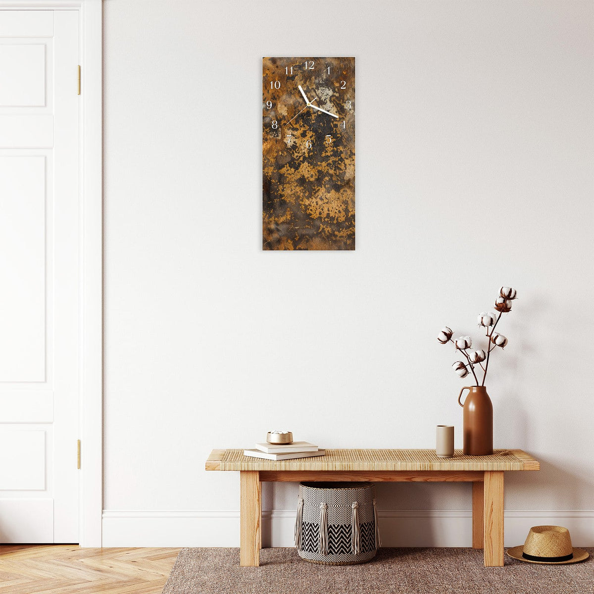 Moderne Wanduhr aus Glas mit Farbtiefe – Wanduhr Rostige Textur aus Glas – Hochformat 30 × 60 cm