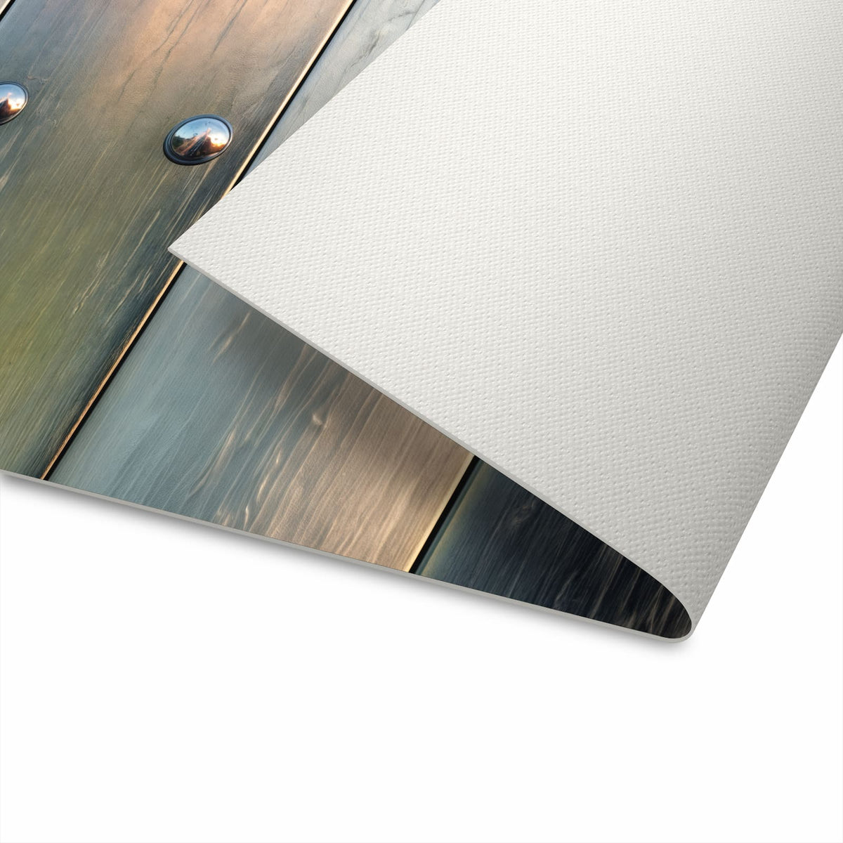 Geruchsneutraler Küchenteppich mit Motiv Metallene Paneele in der Unterseite
