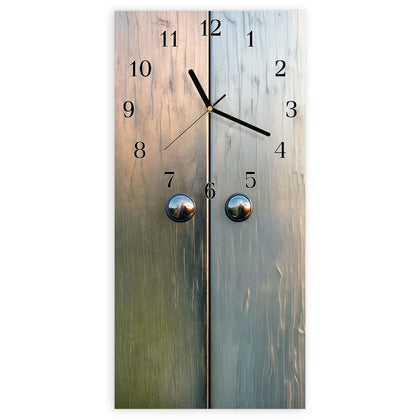 Wanduhr mit dem Motiv Metallknöpfe auf Holz
