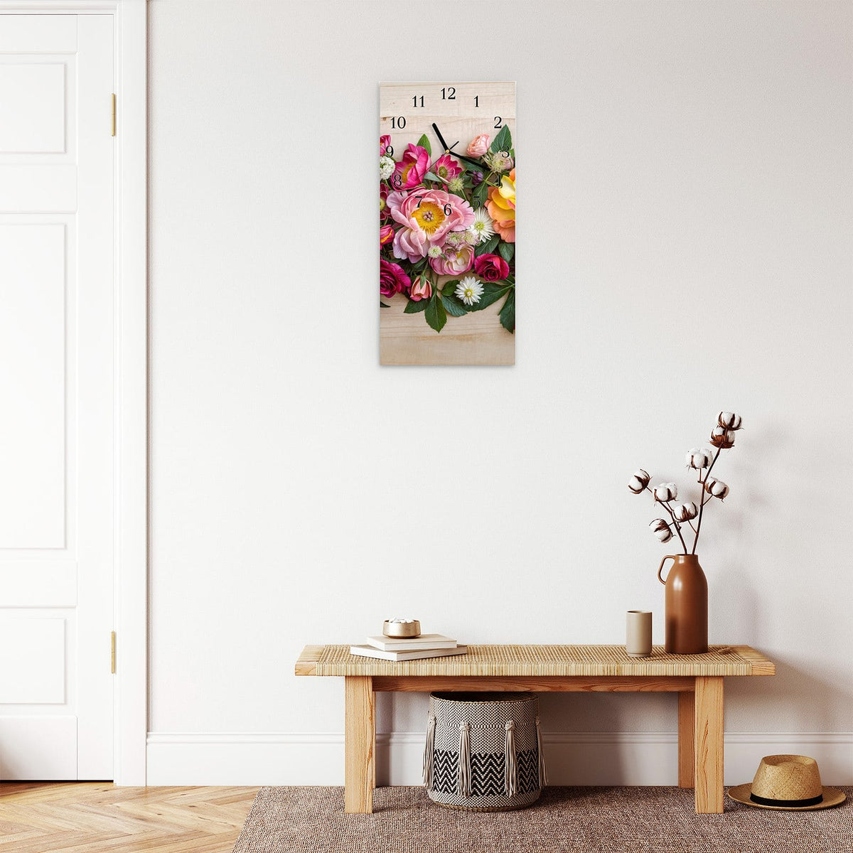Moderne Wanduhr aus Glas mit Farbtiefe – Wanduhr Blumenbouquet aus Glas – Hochformat 30 × 60 cm