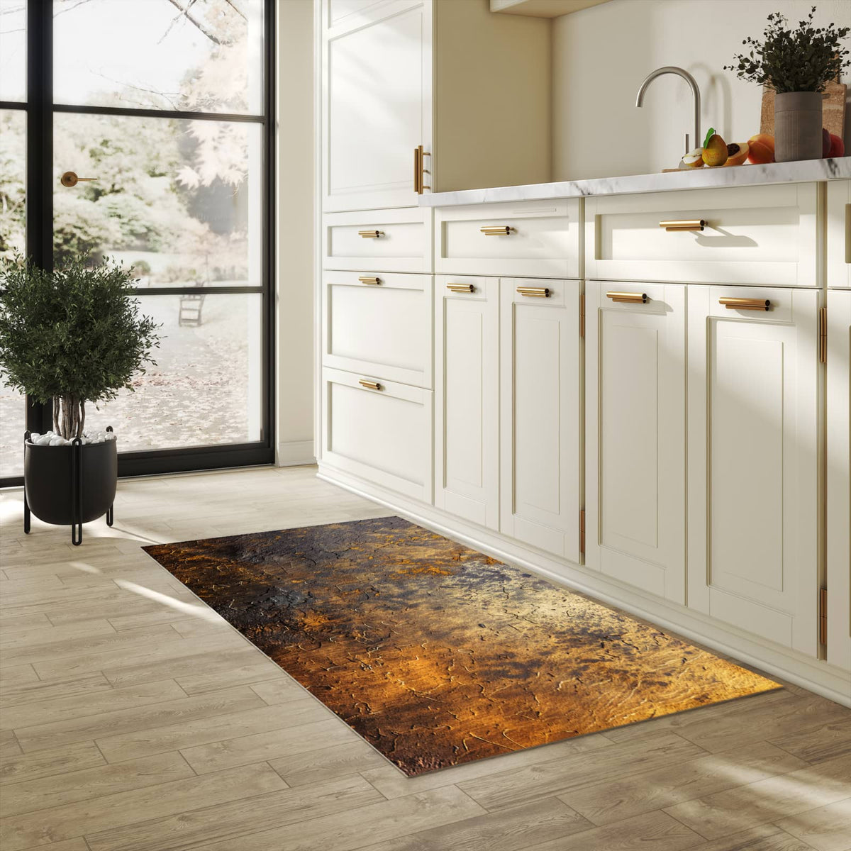 Rutschfester Küchenteppich mit Motiv Golden Texture in heller Küche