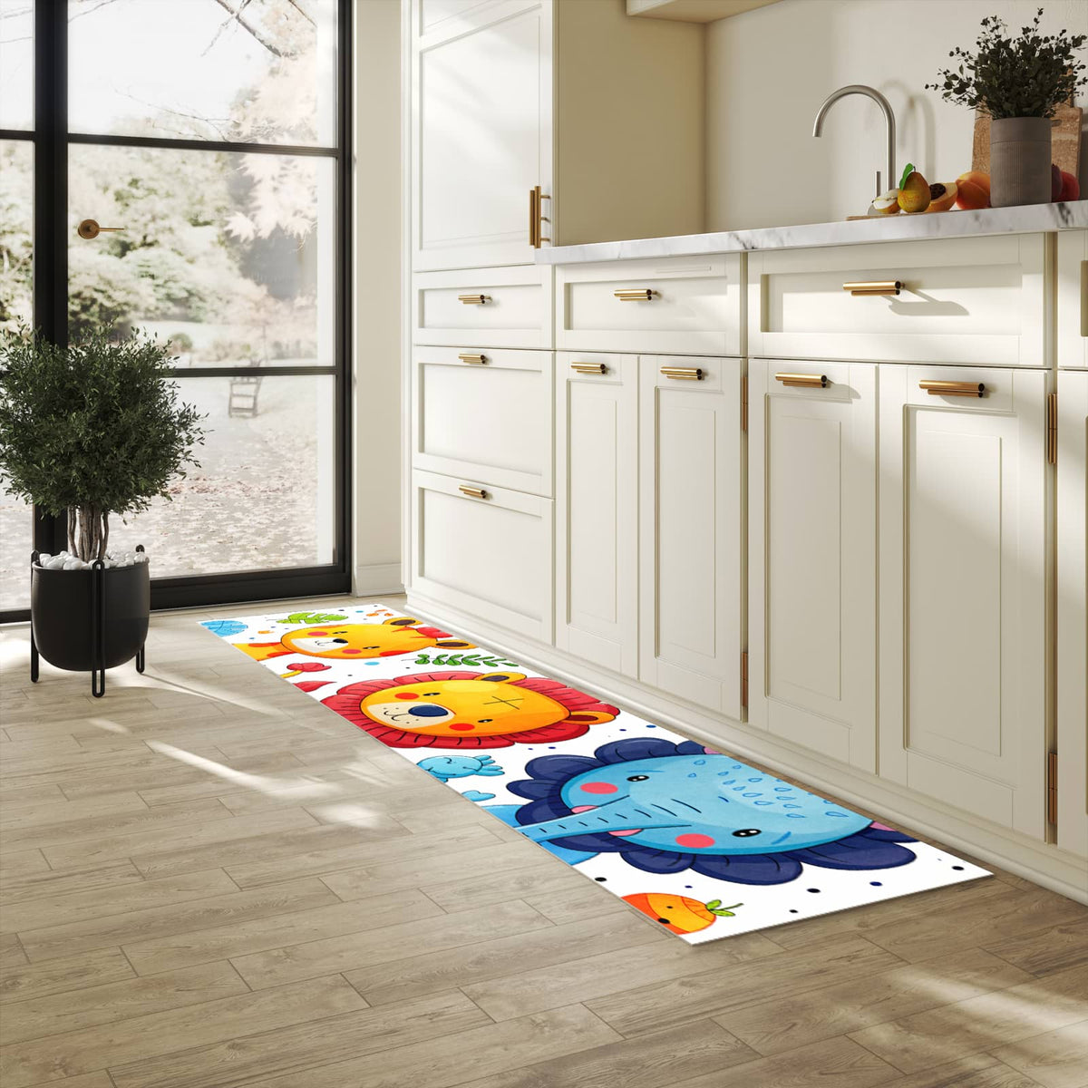 Komfortabler langer Teppich mit Motiv Tierisches Design in heller Küche