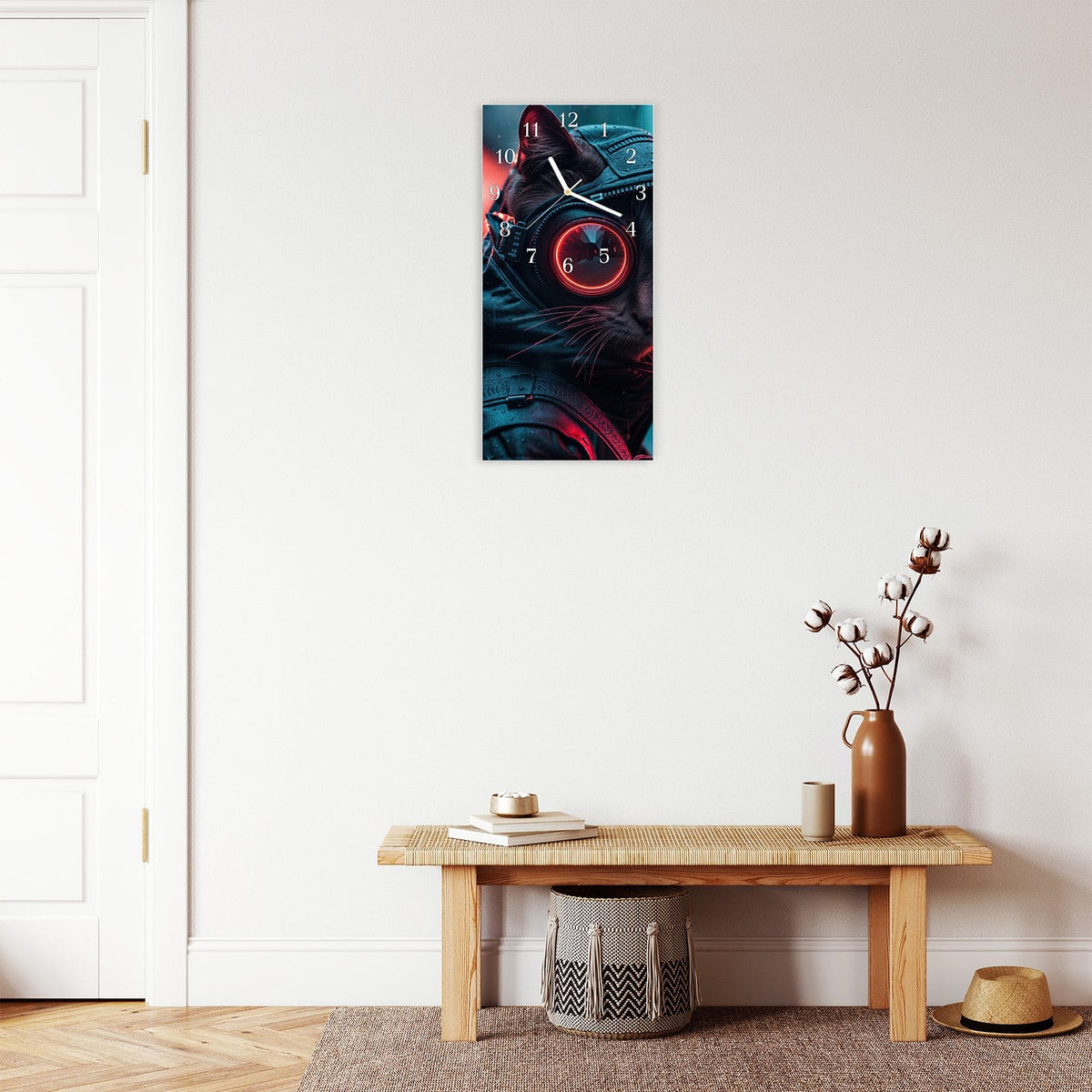 Moderne Wanduhr aus Glas mit Farbtiefe – Wanduhr Cyber Katze aus Glas – Hochformat 30 × 60 cm