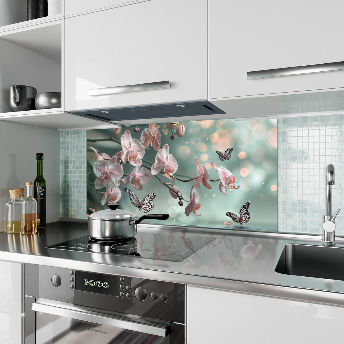 Küchenrückwand aus Glas Orchidee am Wasser im Hochformat als Spritzschutz hinter dem Kochfeld, über dem Fliesenspiegel montiert