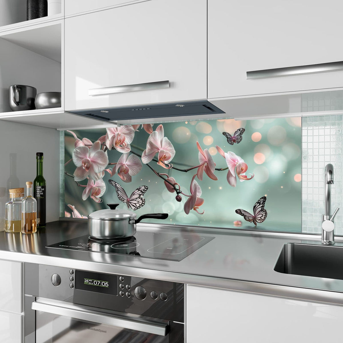 Küchenrückwand aus Glas Orchidee am Wasser im Hochformat als Spritzschutz hinter dem Kochfeld, über dem Fliesenspiegel montiert