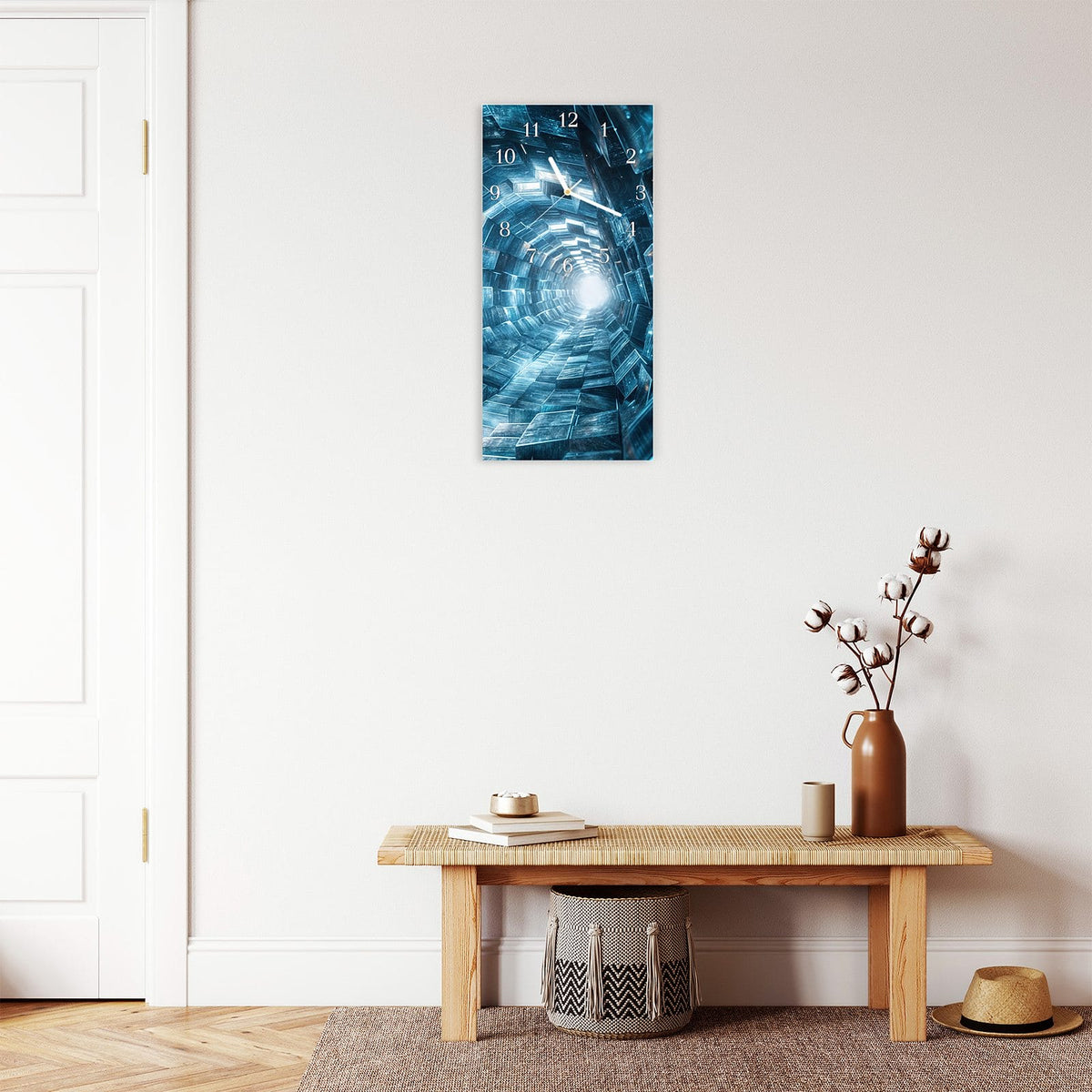 Moderne Wanduhr aus Glas mit Farbtiefe – Wanduhr Futuristischer Tunnel aus Glas – Hochformat 30 × 60 cm